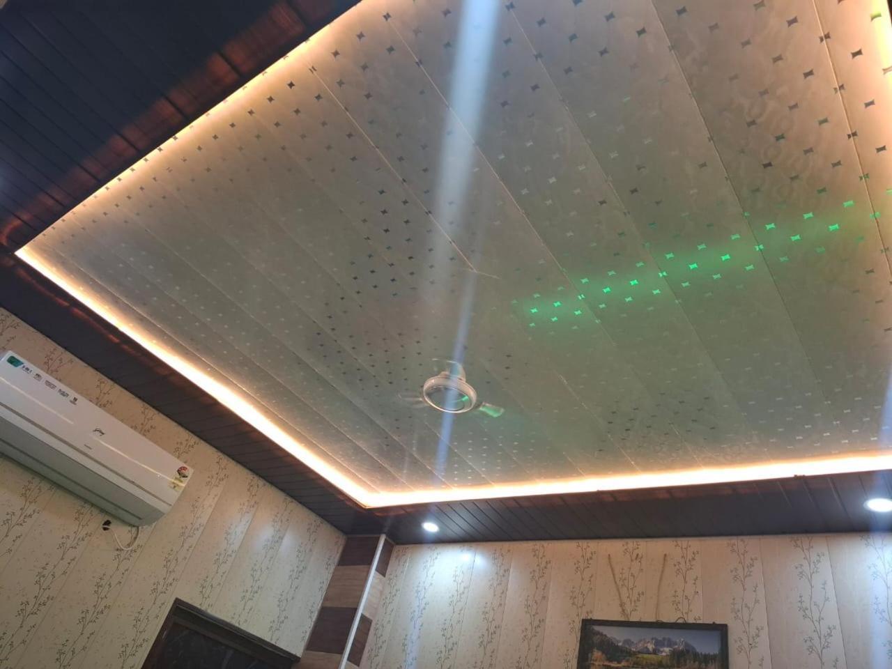 Hotel Sgh Subhadra Guest House Ayodhya Dış mekan fotoğraf